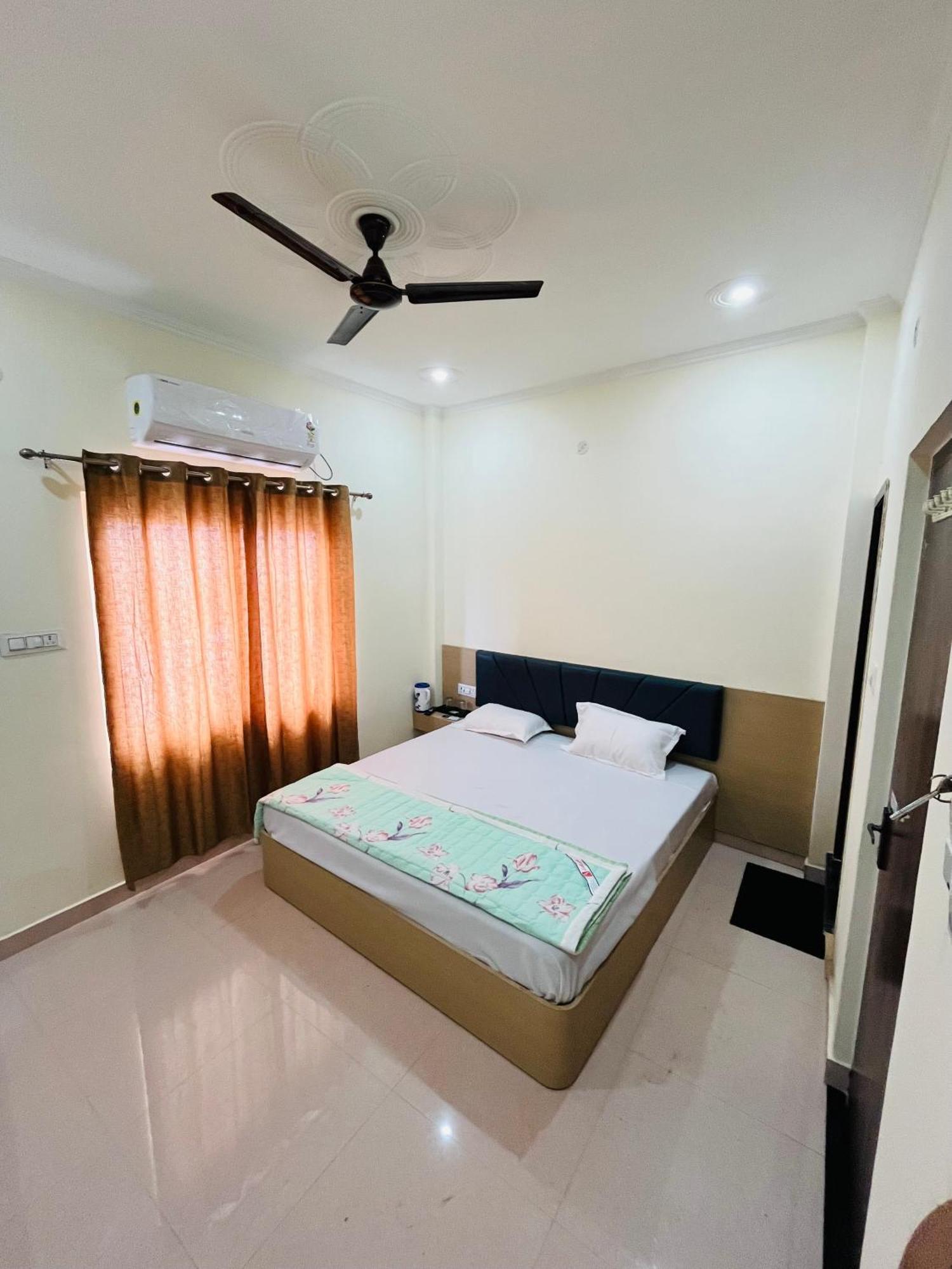 River View Paying Guest House Varanasi Exterior foto