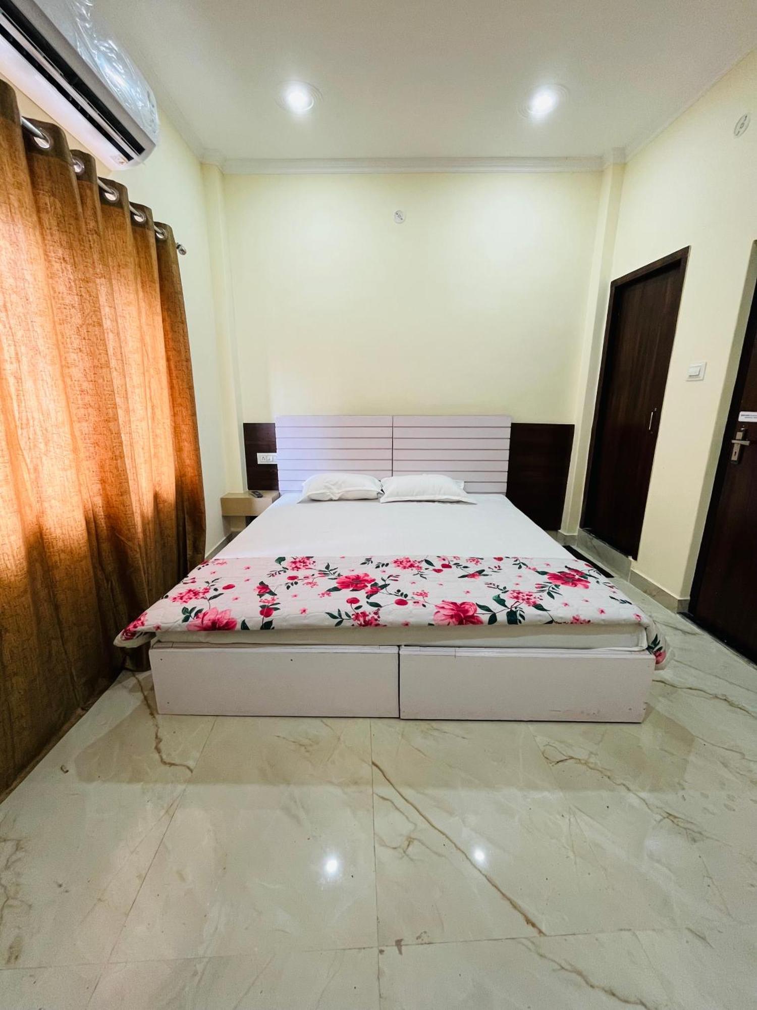 River View Paying Guest House Varanasi Exterior foto